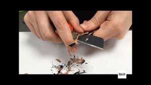Как точить угольный карандаш и не сломать его? How to sharpen a charcoal pencil and not break it?
