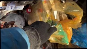 Свалка Минска заработок на мусоре. Витёк мусорщик