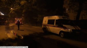 Ночной обстрел Донецка_ горят дома, жильцов эвакуируют