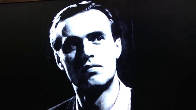 Лебеди материнства/Василь Симоненко,1963г./Перевод Виктор Куллэ
