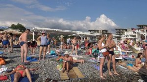 Сочи курорт Лазаревское пляж "БАРСЕЛОНА" море +25 4К(полный экран)