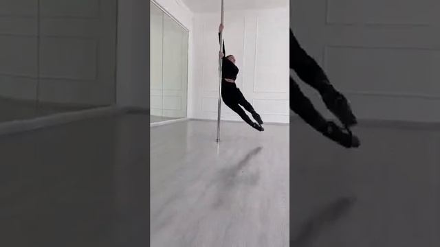 Exotic_pole_dance_Flow___Экзотик_танец_на_пилоне