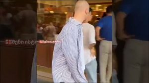 разные реакции людей