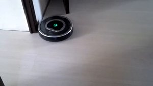 iRobot Roomba 780 в действии