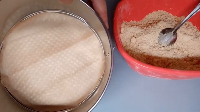 Насыпной пирог с брусникой.Быстрый пирог из песочного насыпного теста.