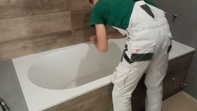 ОТВЕТСТВЕННЫЙ МОМЕНТ ? Распаковка Ванны После Плиточных Работ смотреть онлайн