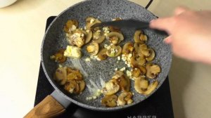Вкусный Салат с Курицей Орешками и Грибами