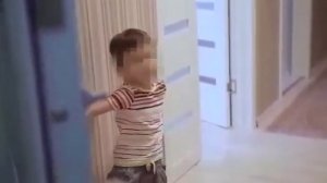 Не открывайте двери незнакомы людям без разрышение родителей