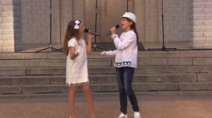 Этот мир придуман не нами. исп. Иванова Елизавета и Мосалева Дарья.Группа эстрадного вокала Конфетт