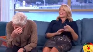 funny compilation HOt Female tv Reporters fails لقطات محرجة على الهواء مباشرة 2020 (+18)   YouTube