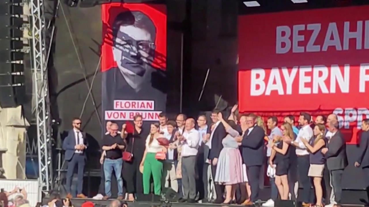 В Мюнхене участники предвыборного митинга СДПГ освистали канцлера Олафа Шольца