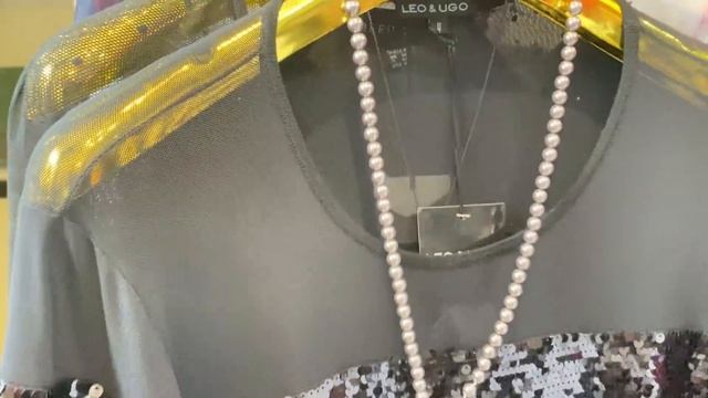 В ГОСТЯХ У ТАНИ! ОБЗОРЧИК НОВОГО САЛОНА ОДЕЖДЫ! смотреть онлайн