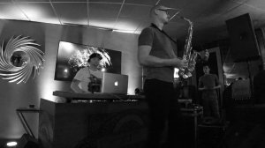 Disco House - Dj & Sax (small saxophone improvisation for this style)