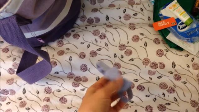 Baby * TAG * : Что в моей сумке? / What's in my diaper bag? смотреть онлайн