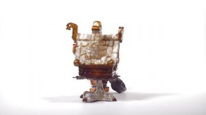 "Живет в избушке непростая старушка."