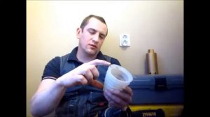 Пылесборник для перфоратора для бурения потолка за 200 рублей.
