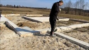 горизонтальная гидроизоляция фундамента рубероидом ч1 (чистка фундамента)