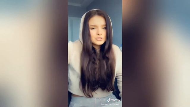 Так как она не поёт никто! Все ищут её в Тик Токе смотреть онлайн