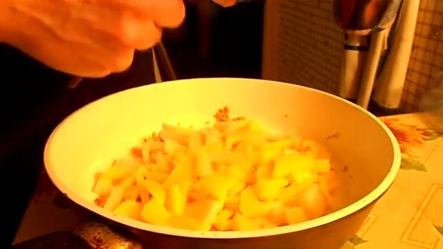 Как приготовить жареную кортошку смотреть онлайн
