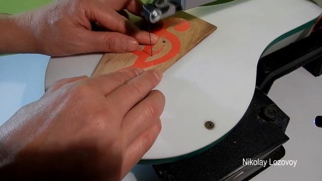 Как работать с деликатными заготовками Лобзиковый Станок смотреть онлайн