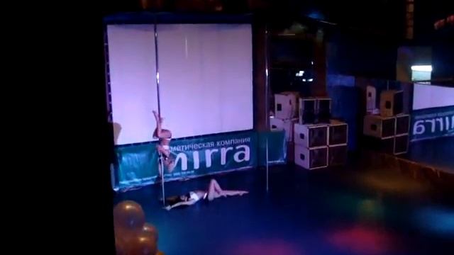 1-я школа Киева "Pole dance" смотреть онлайн