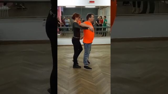 BACHATA | импульс - партнёр в теневой позиции смотреть онлайн