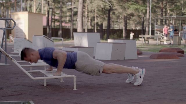 Отжимания широким хватом смотреть онлайн