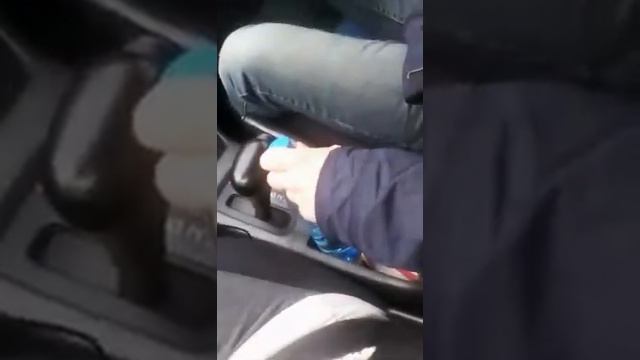 Автомобиль на АКПП+МКПП прикол