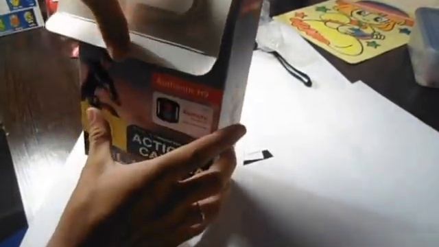 распаковка камеры ЭКЕН H9/H9R смотреть онлайн