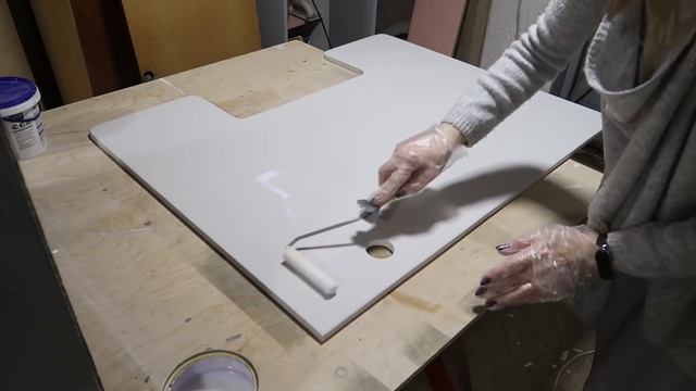 «ОПЯТЬ ЗА СТАРОЕ?!» с Буби ? СТИЛЬНЫЙ РАБОЧИЙ СТОЛ из СТАРОЙ ТУМБОЧКИ ? Вторая жизнь СТАРЫХ ВЕЩЕЙ смотреть онлайн