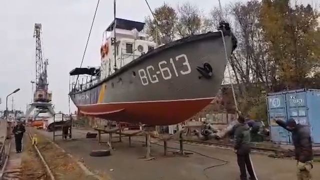 Ремонт военного катера BG-613 смотреть онлайн