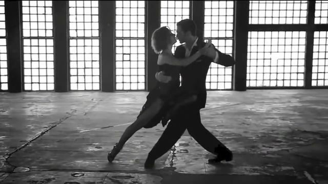 МАДАМ сл Гуля Золотова Пагава Муз и исп Владимир Лашевский видео Валерий Яценко 23 03 2020 г смотреть онлайн