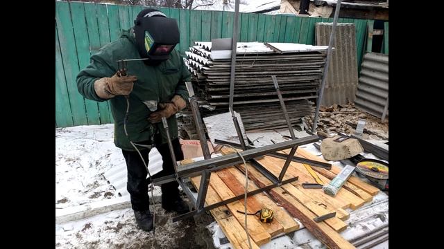 Заміна старого даху на новий. Монтаж металопрофілю