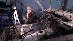 Варим лонжерон из профильной трубы на Е28.