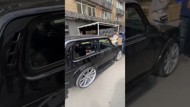 Эрик Давидович оценил Ниву за миллионы рублей