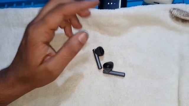 what to do if you get water in your earbuds | Earbuds me pani chala jaye to kya kare | water damage смотреть онлайн