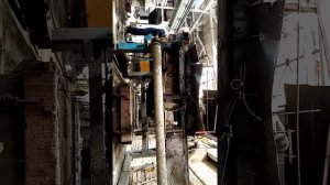 Работа формовщика ЖБИ, заливка плиты ПР42-12