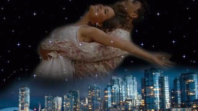 Азалия Жуланова "Мне снится женщина" смотреть онлайн