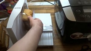 Gorenje R401W szeletelés közben