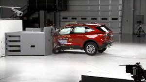ford escape crash test 2009 vs 2020
