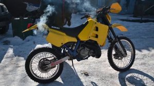 Технический обзор мотоцикла Suzuki TS200R и Скользкая поездочка