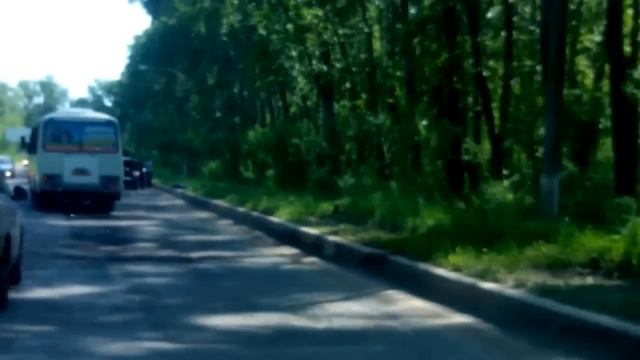 ВЗОРВАЛСЯ КИСЛОРОДНЫЙ БАЛЛОН В АВТО смотреть онлайн