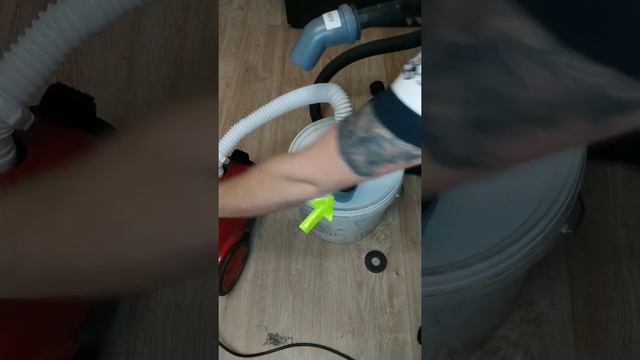 Строительный пылесос циклон из обычного за 2 минуты смотреть онлайн