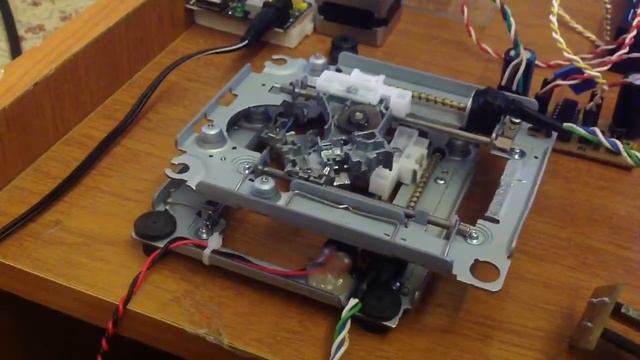 Двухкоординатный стол -- самый первый запуск смотреть онлайн