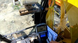 Komatsu pc210 Меняю обычный ковш на планировочной.