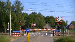 Spoorwegovergang Hardenberg // Dutch railroad crossing