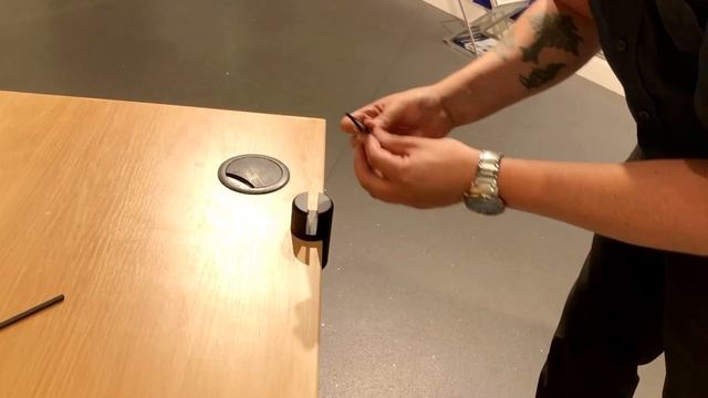 VetroScreen clamps: Fast and simple installation смотреть онлайн