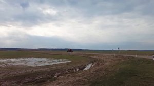 Первая халтура на тракторе Т-40АМ. Вспашка огорода на сороковке!!!
