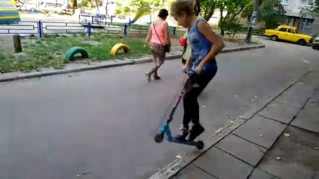 ИГРАЕМ с ДРУГОМ в Game of Scoot смотреть онлайн