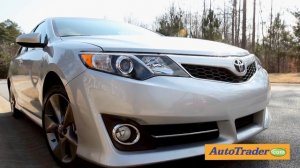 Should I buy the LE or SE? | 2012 Toyota Camry Q&A | AutoTrader